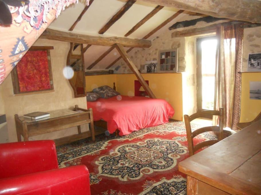 Joli Bois Bed & Breakfast Montrollet Ngoại thất bức ảnh